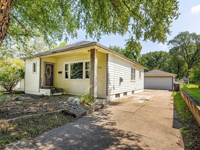 House for sale in Des Moines, Iowa