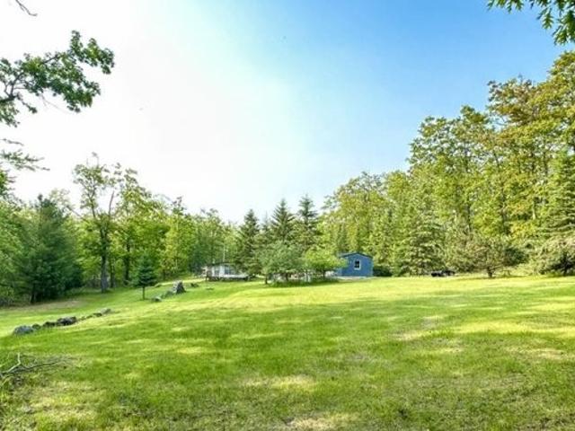 House for sale in Hubbard Lake, Michigan