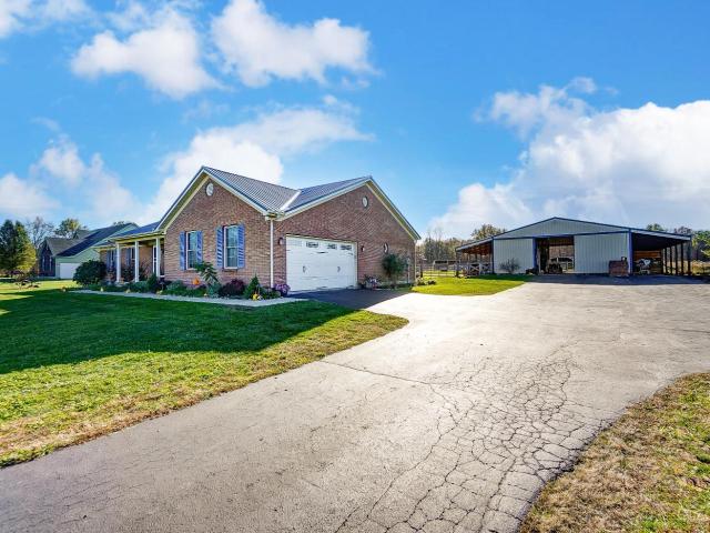 House for sale in Clarksville, Ohio