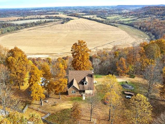 House for sale in Raywick, Kentucky