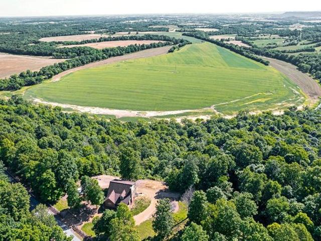 House for sale in Raywick, Kentucky
