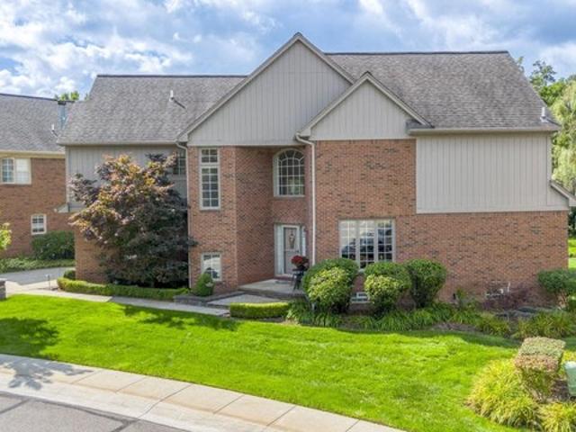 Condo for sale in Shelby, Michigan