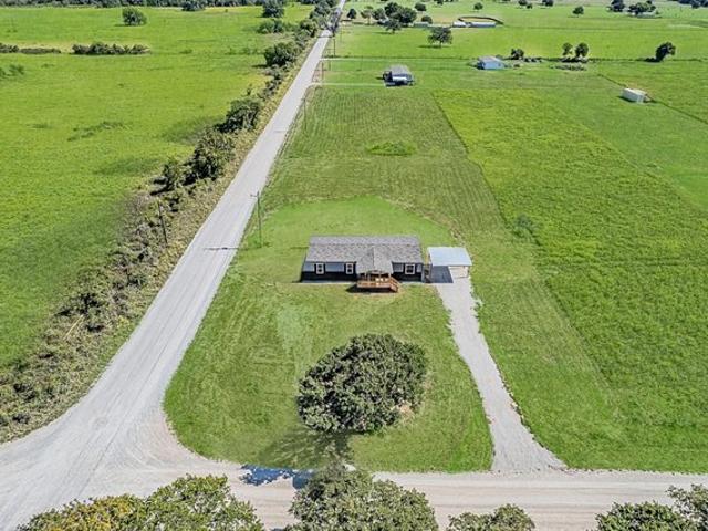 House for sale in Sunset, Texas