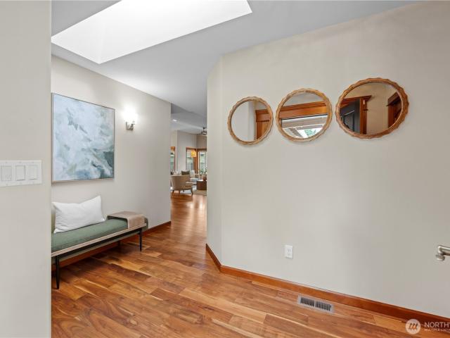 House for sale in Washington