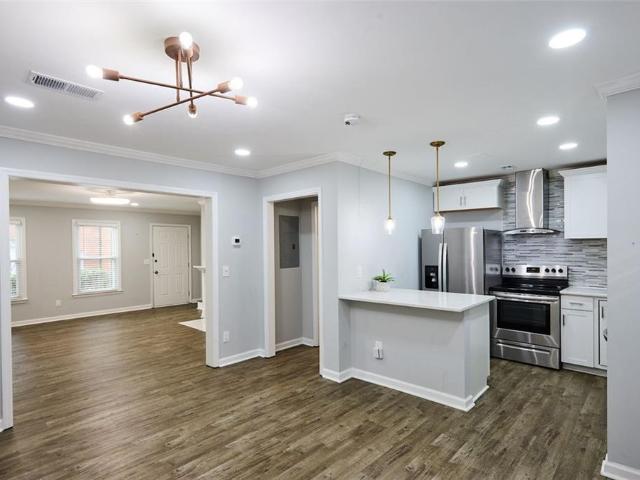 Townhouse for sale in Duluth, Georgia
