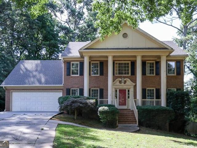 House for sale in Lilburn, Georgia