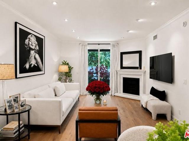 Condo for sale in Studio City Neighborhood Council District, Canoga Park