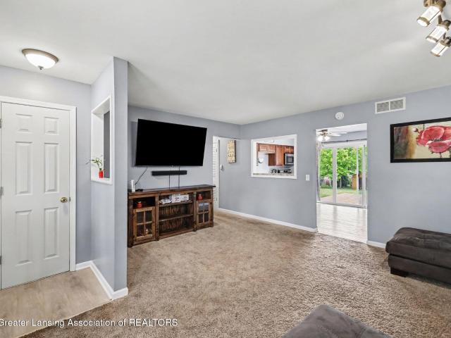 House for sale in Waverly, Lansing
