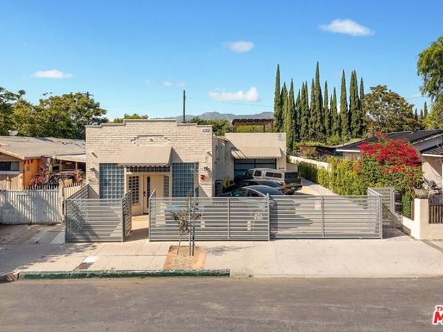 House for sale in Canoga Park, California