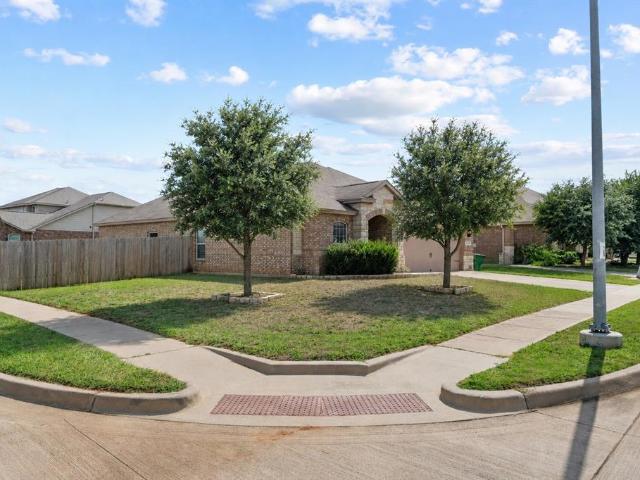 House for sale in Crowley, Texas