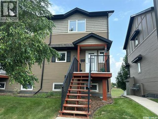 Townhouse for sale in Saskatoon, Saskatchewan