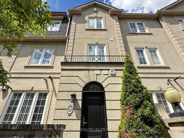 Townhouse for sale in Woburn, Ontario
