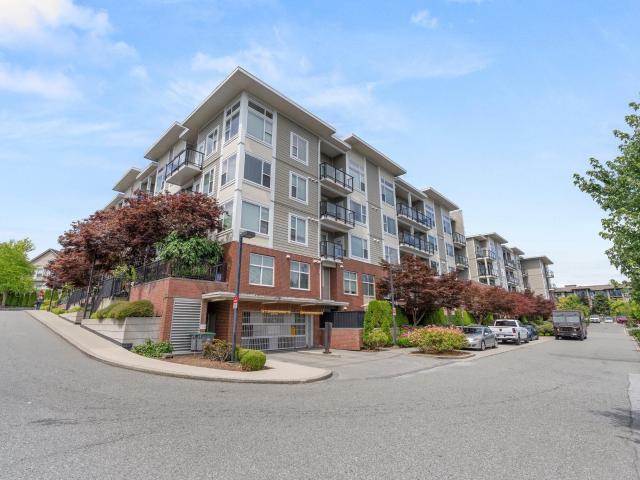 Apartment for sale in Surrey, British Columbia