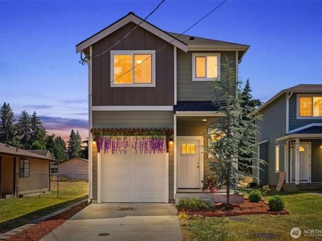 House for sale in Spanaway, Washington