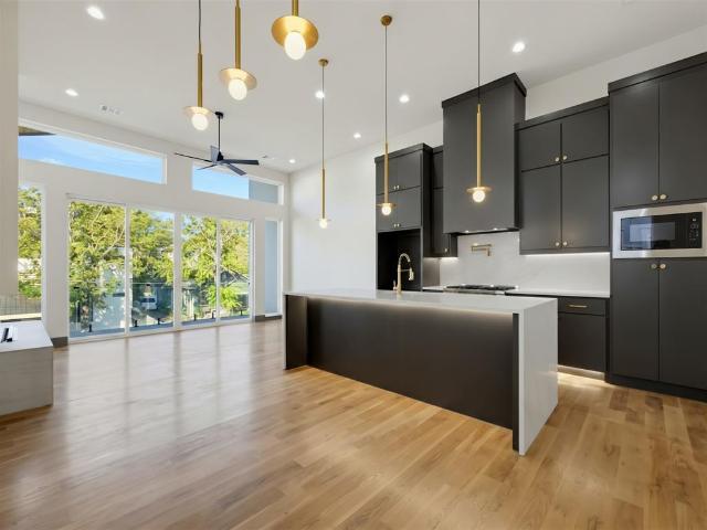 House for sale in Dallas, Dallas County