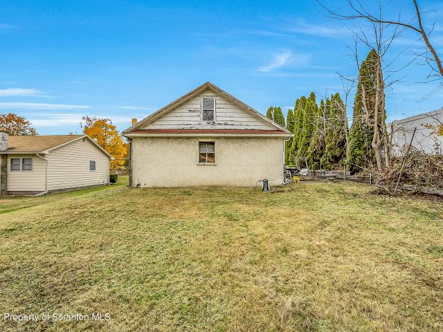 House for sale in Blakely, Pennsylvania