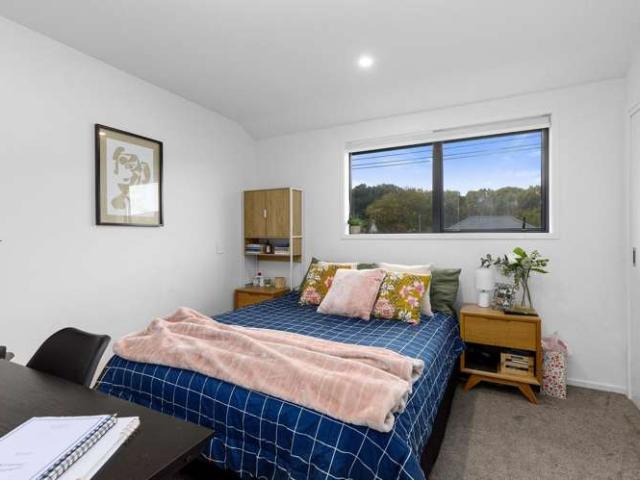 Townhouse for sale in Days Bay, Wellington