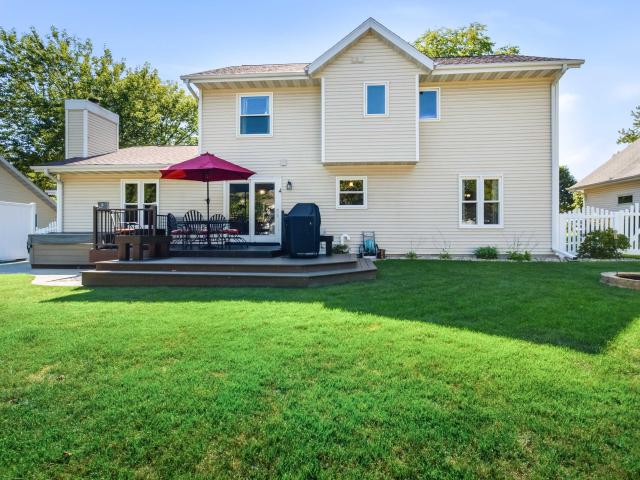House for sale in Cottage Grove, Wisconsin