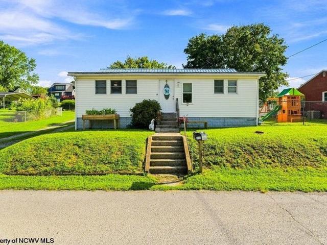 House for sale in Glenville, West Virginia