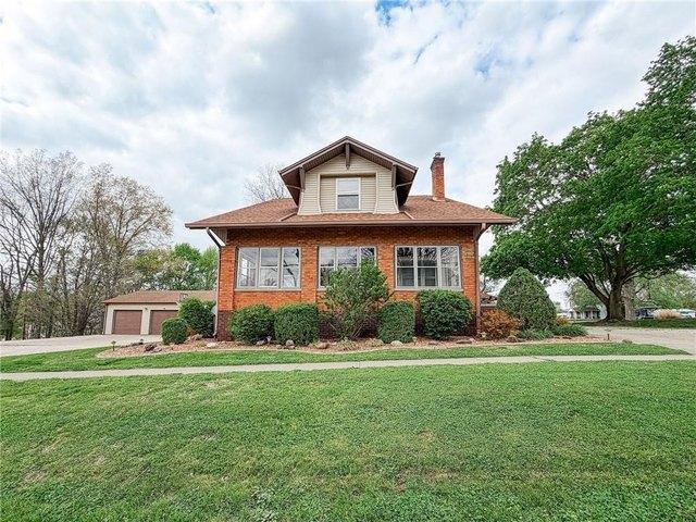 House for sale in Martinsville, Illinois