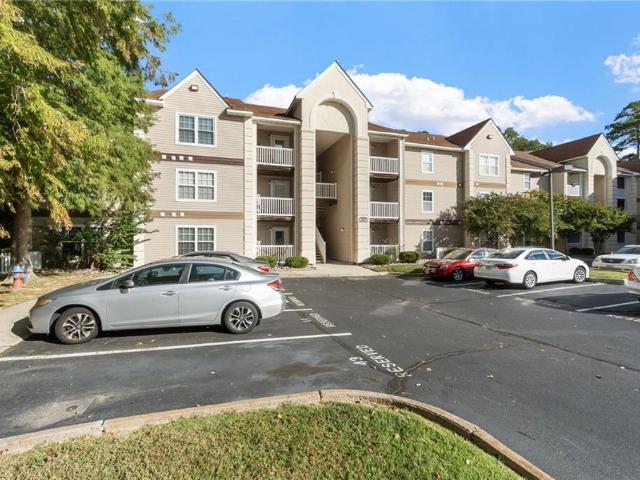 Condo for sale in Eureka Park, Virginia Beach
