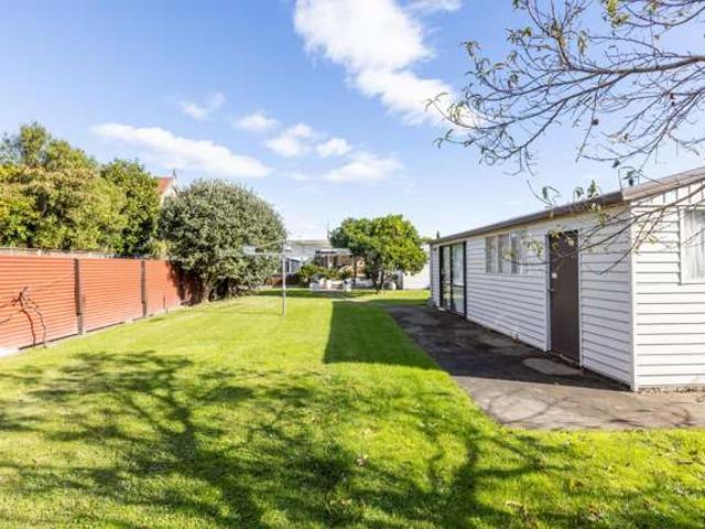 Land for sale in Hastings