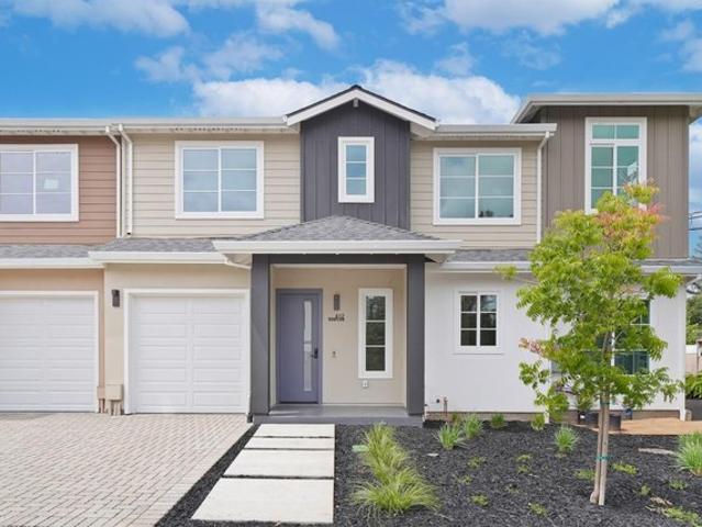 Townhouse for sale in Los Altos, California