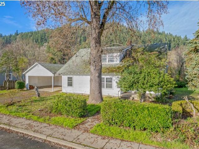 House for sale in Oregonia