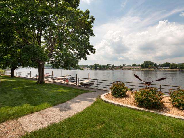 Condo for sale in La Crosse