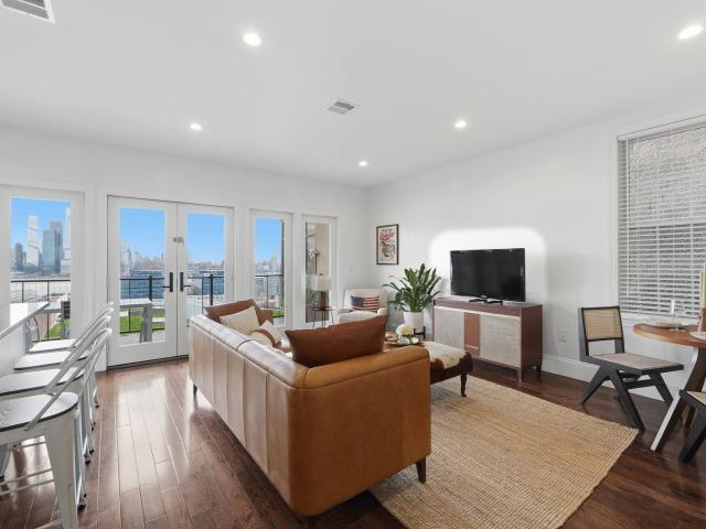 Condo for sale in Hudson, New Jersey