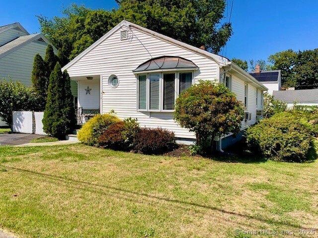 House for sale in Bridgeport, Connecticut
