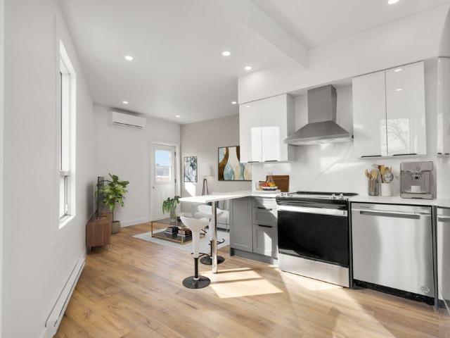 Apartment for rent in St. Leonard's, Quebec