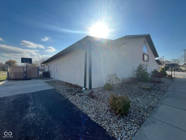Commercial for sale in North Vernon, Indiana