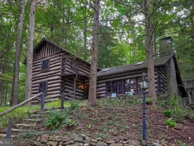 House for sale in Mount Gretna, Lebanon County