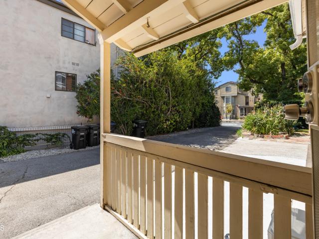 Property for rent in Glendale, California