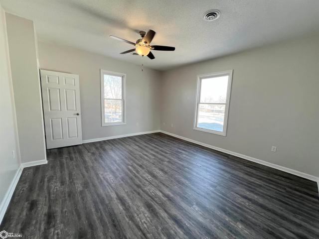 House for sale in Newton, Iowa
