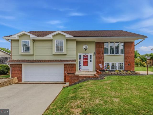 House for sale in Falling Waters, West Virginia