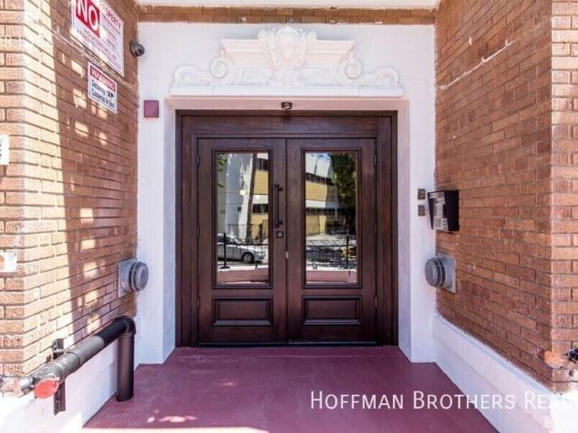 Property for rent in Canoga Park, California