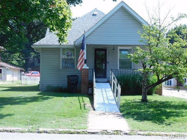 House for sale in Belleville, Illinois