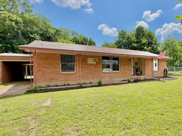 House for sale in Grapeland, Texas