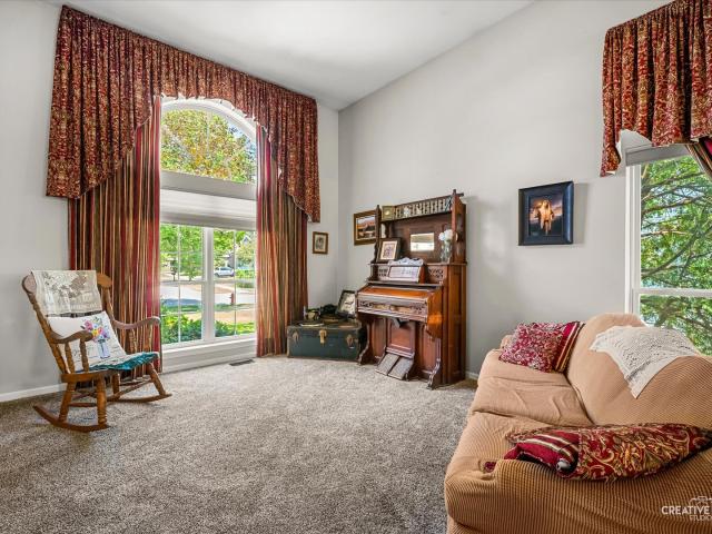 House for sale in Mchenry, Illinois