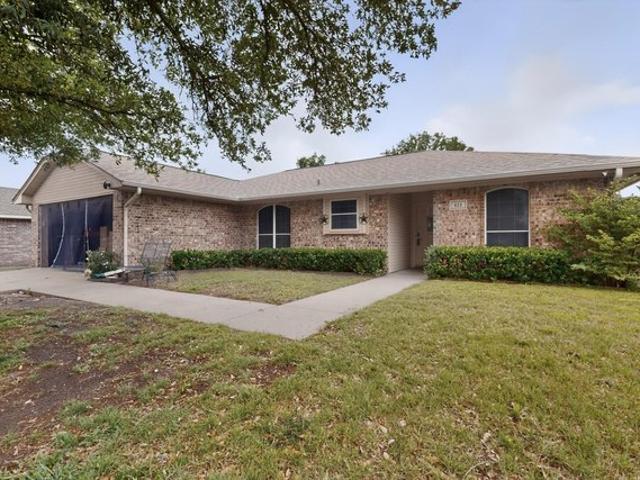 House for sale in Ellis, Texas