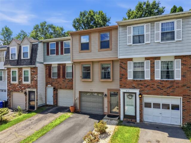 Townhouse for sale in Champion, Pennsylvania