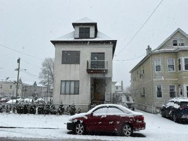 House for sale in Passaic, New Jersey