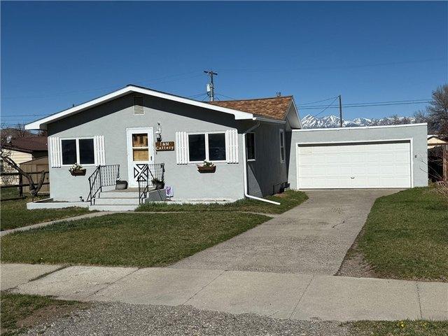 House for sale in Sweet Grass, Montana