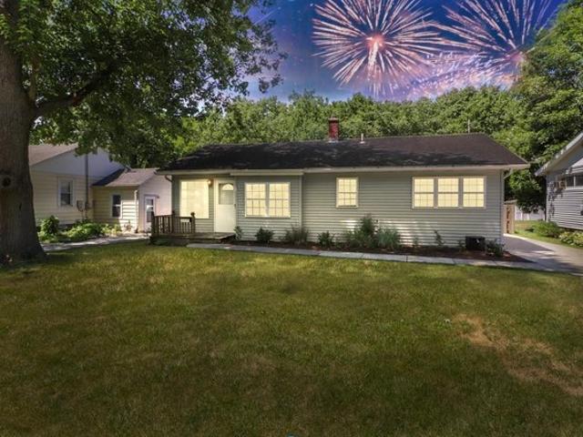 House for sale in Crown Point, Indiana