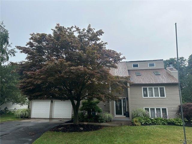 House for sale in Camillus, New York