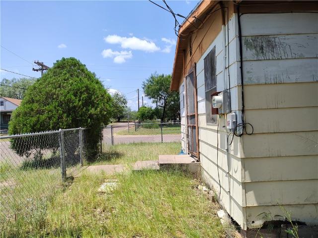 House for sale in Hebbronville, Texas