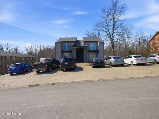 House for sale in Radcliff, Hardin County