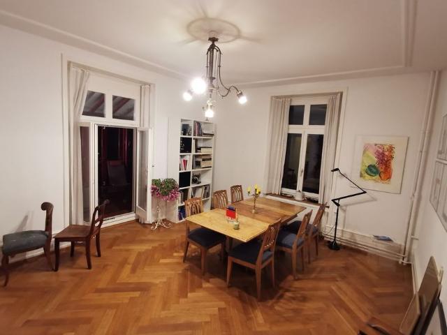 Apartment mieten in Einigen, Zürich